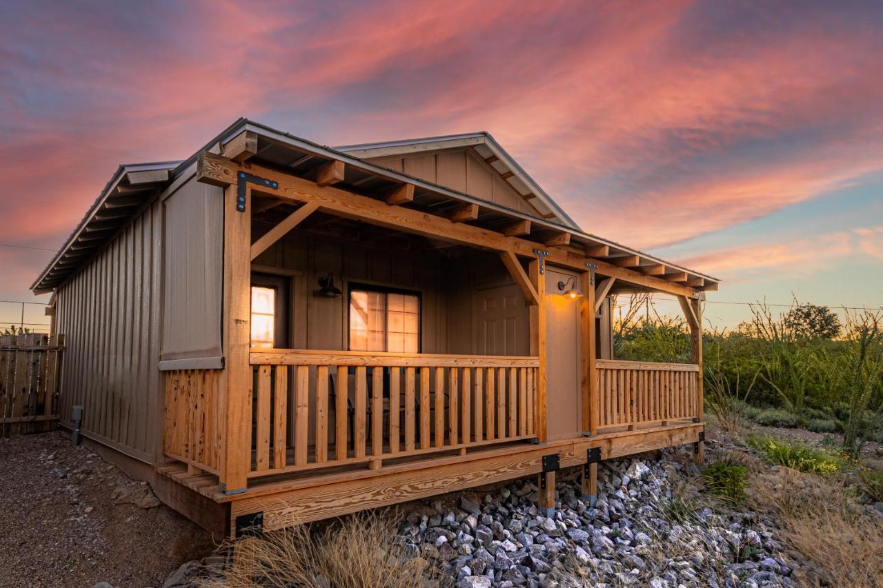 Miners #4 - King Bed - Private Balcony With Views Chalet